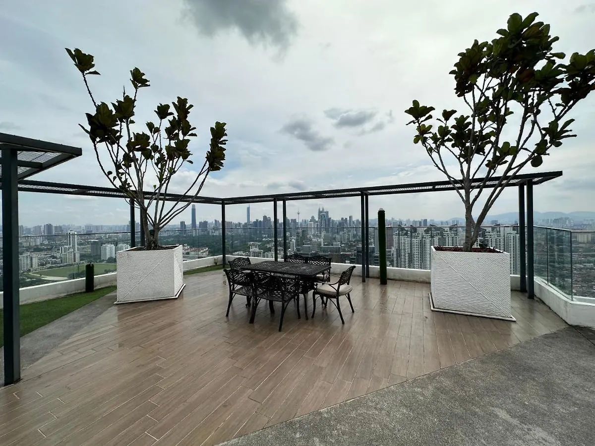 Reizz Residence By Perkasa Kuala Lumpur Apartment
